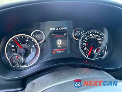 Zdjęcie 9 z 11 samochodu: 2022 RAM 3500 VIN:3C7WRSCL9NG227033 - miniatura