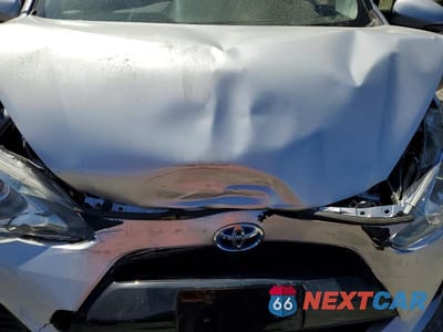Zdjęcie 12 z 13 samochodu: 2016 TOYOTA PRIUS C TWO VIN:JTDKDTB30G1119869 - miniatura