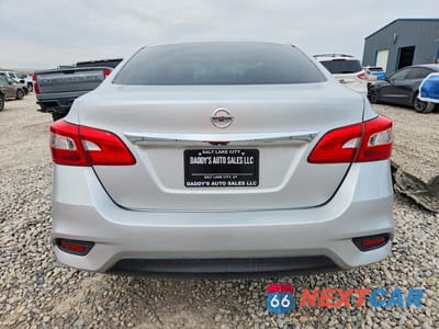 Zdjęcie 6 z 12 samochodu: 2016 NISSAN SENTRA S VIN:3N1AB7AP1GL681921 - miniatura