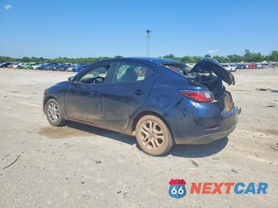Drugie zdjęcie samochodu z przodu: 2018 TOYOTA YARIS IA BASE VIN:3MYDLBYV7JY301961 - miniatura