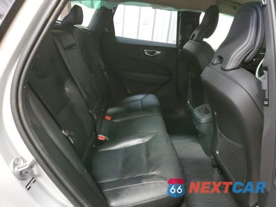 Zdjęcie 11 z 14 samochodu: 2025 VOLVO XC60 PLUS VIN:YV4M12RC7S1221306 - miniatura