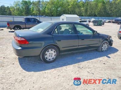 Trzecie zdjęcie samochodu z tyłu: 2000 HONDA ACCORD LX VIN:1HGCG6652YA021177 - miniatura