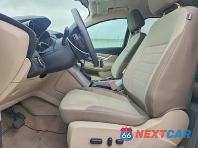 Zdjęcie 7 z 13 samochodu: 2016 FORD ESCAPE SE VIN:1FMCU0GX5GUB07029 - miniatura