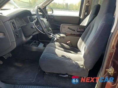 Zdjęcie 7 z 12 samochodu: 2004 DODGE DAKOTA SXT VIN:1D7GL12KX4S585440 - miniatura