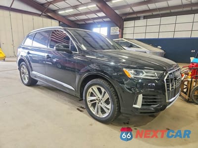 Czwarte zdjęcie samochodu z boku: 2023 AUDI Q7 PREMIUM PLUS VIN:WA1LXBF79PD001038 - miniatura