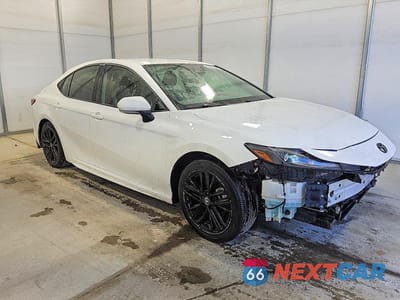 Czwarte zdjęcie samochodu z boku: 2025 TOYOTA CAMRY SE VIN:4T1DAACK5SU168838 - miniatura