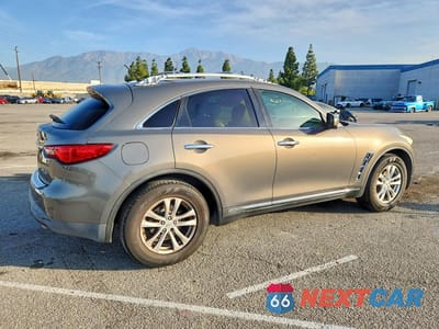 Trzecie zdjęcie samochodu z tyłu: 2011 INFINITI FX35 BASE VIN:JN8AS1MU2BM710390 - miniatura