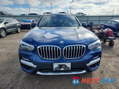 Piąte zdjęcie samochodu w środku: 2019 BMW X3 XDRIVE30I VIN:5UXTR9C58KLD92226 - miniatura