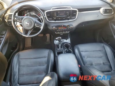 Zdjęcie 8 z 12 samochodu: 2016 KIA SORENTO EX VIN:5XYPHDA10GG012658 - miniatura