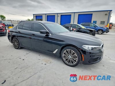 Czwarte zdjęcie samochodu z boku: 2020 BMW 530 I VIN:WBAJR3C09LCE59974 - miniatura