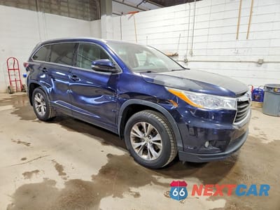 Czwarte zdjęcie samochodu z boku: 2015 TOYOTA HIGHLANDER XLE VIN:5TDJKRFH4FS175681 - miniatura