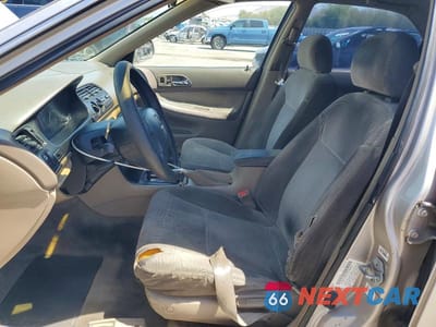 Zdjęcie 7 z 12 samochodu: 1997 HONDA ACCORD LX VIN:1HGCD5638VA275814 - miniatura