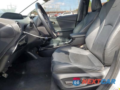 Zdjęcie 7 z 12 samochodu: 2016 TOYOTA PRIUS FOUR VIN:JTDKARFU8G3519276 - miniatura