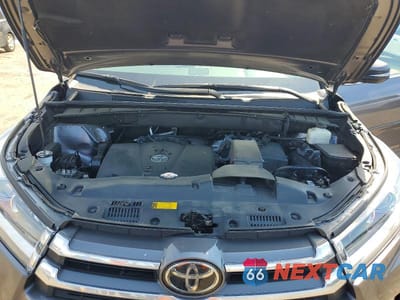 Zdjęcie 12 z 12 samochodu: 2019 TOYOTA HIGHLANDER LIMITED PLATINUM VIN:5TDDZRFH5KS955059 - miniatura