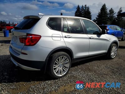 Trzecie zdjęcie samochodu z tyłu: 2011 BMW X3 XDRIVE28I VIN:5UXWX5C58BL704358 - miniatura