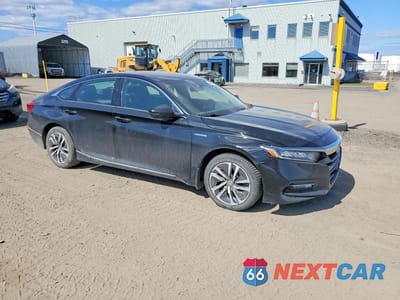 Czwarte zdjęcie samochodu z boku: 2018 HONDA ACCORD HYBRID VIN:1HGCV3F76JA800156 - miniatura