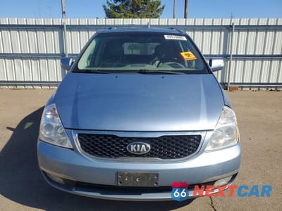 Piąte zdjęcie samochodu w środku: 2014 KIA SEDONA VIN:KNDMH4C71E6554954 - miniatura