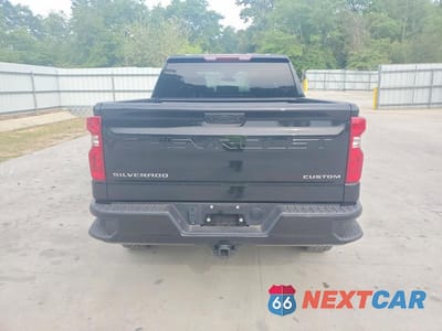 Zdjęcie 6 z 12 samochodu: 2026 CHEVROLET SILVERADO K1500 TRAIL BOSS CUSTOM VIN:3GCPKCEKXTG144952 - miniatura