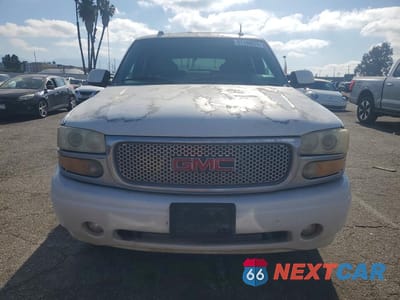 Piąte zdjęcie samochodu w środku: 2004 GMC YUKON DENALI VIN:1GKEK63U34J177891 - miniatura