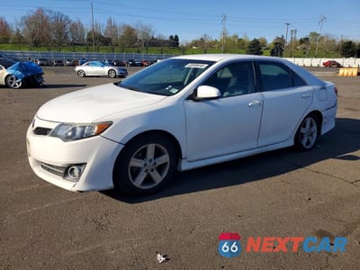 2014 TOYOTA CAMRY SE 4T1BF1FK9EU769551 - główne zdjęcie licytacji z USA - miniatura