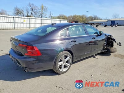 Trzecie zdjęcie samochodu z tyłu: 2018 VOLVO S90 T5 MOMENTUM VIN:LVY982MK2JP022672 - miniatura