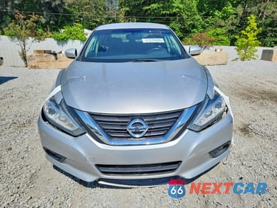Piąte zdjęcie samochodu w środku: 2018 NISSAN ALTIMA 2.5 SL VIN:1N4AL3AP3JC128439 - miniatura