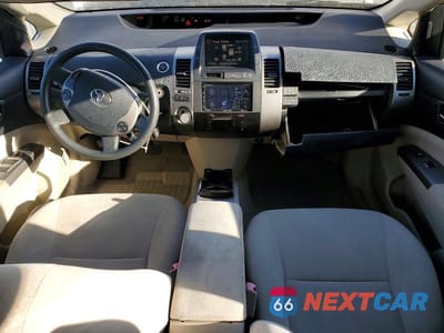 Zdjęcie 8 z 12 samochodu: 2006 TOYOTA PRIUS BASE VIN:JTDKB22U263143859 - miniatura