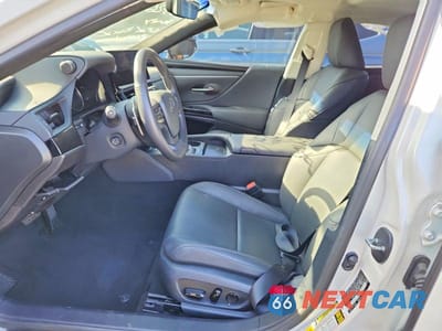 Zdjęcie 7 z 13 samochodu: 2024 LEXUS ES 300H BASE VIN:58ADA1C1XRU037902 - miniatura