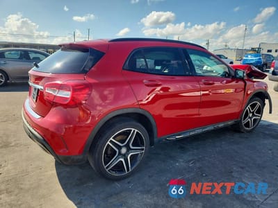 Trzecie zdjęcie samochodu z tyłu: 2017 MERCEDES-BENZ GLA 250 VIN:WDCTG4EB2HJ331897 - miniatura