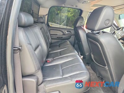 Zdjęcie 10 z 13 samochodu: 2008 GMC NEW SIERRA K1500 DENALI VIN:2GTEK638X81108646 - miniatura