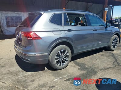 Trzecie zdjęcie samochodu z tyłu: 2023 VOLKSWAGEN TIGUAN S VIN:3VVFB7AX0PM103890 - miniatura