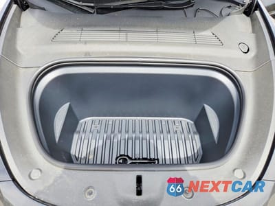 Zdjęcie 11 z 13 samochodu: 2025 TESLA MODEL Y VIN:7SAYGDED3SF235758 - miniatura