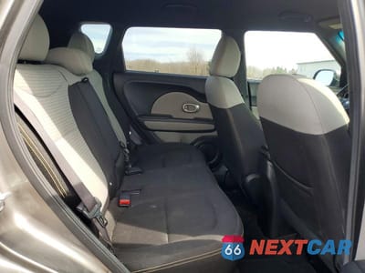 Zdjęcie 10 z 11 samochodu: 2016 KIA SOUL + VIN:KNDJP3A50G7295940 - miniatura