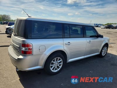 Trzecie zdjęcie samochodu z tyłu: 2016 FORD FLEX SE VIN:2FMGK5B84GBA10642 - miniatura