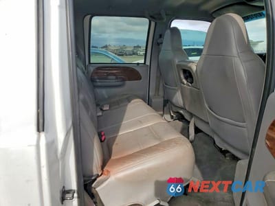 Zdjęcie 11 z 14 samochodu: 2001 FORD F250 VIN:1FTNW20FX1EC31626 - miniatura