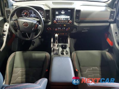 Zdjęcie 8 z 13 samochodu: 2022 NISSAN FRONTIER PRO-4X VIN:1N6ED1EK8NN693613 - miniatura