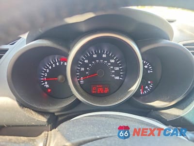 Zdjęcie 9 z 13 samochodu: 2012 KIA SOUL + VIN:KNDJT2A68C7471237 - miniatura