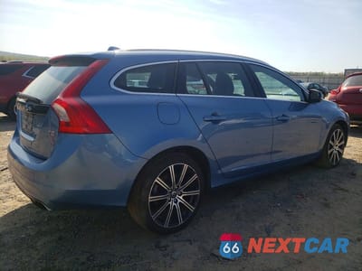 Trzecie zdjęcie samochodu z tyłu: 2015 VOLVO V60 PLATINUM VIN:YV140MED7F1213769 - miniatura