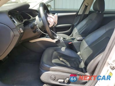 Zdjęcie 7 z 12 samochodu: 2013 AUDI A4 PREMIUM VIN:WAUBFAFL0DN040471 - miniatura