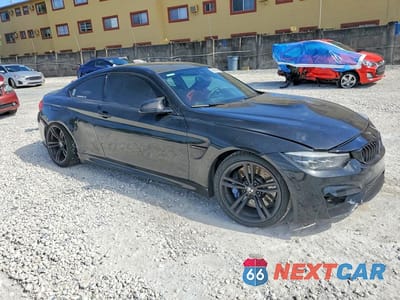Czwarte zdjęcie samochodu z boku: 2018 BMW M4 VIN:WBS4Y9C56JAC87857 - miniatura