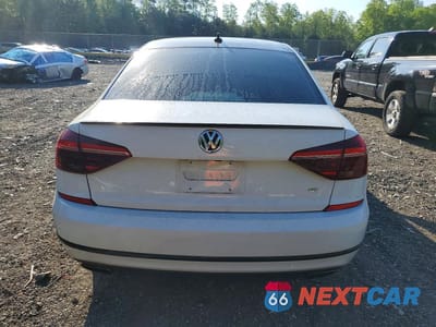 Zdjęcie 6 z 12 samochodu: 2018 VOLKSWAGEN PASSAT GT VIN:1VWJM7A34JC048706 - miniatura