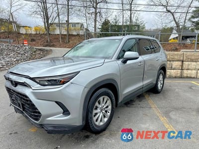 2025 TOYOTA GRAND HIGHLANDER XLE 5TDAAAA59SS025805 - główne zdjęcie licytacji z USA - miniatura