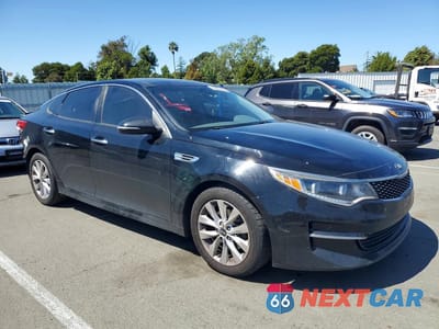 Czwarte zdjęcie samochodu z boku: 2016 KIA OPTIMA EX VIN:5XXGU4L30GG047859 - miniatura