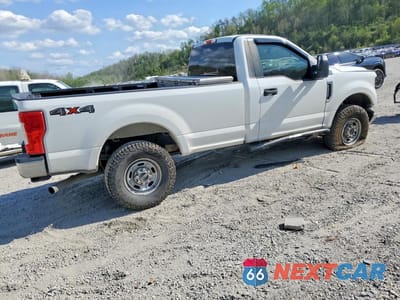 Trzecie zdjęcie samochodu z tyłu: 2017 FORD F250 SUPER DUTY VIN:1FTBF2B64HEF30216 - miniatura