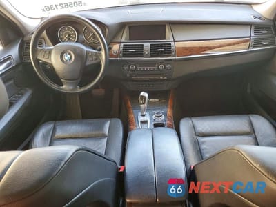 Zdjęcie 8 z 13 samochodu: 2013 BMW X5 XDRIVE35I VIN:5UXZV4C57D0E14715 - miniatura
