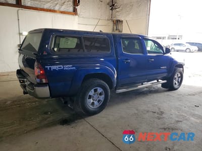 Trzecie zdjęcie samochodu z tyłu: 2014 TOYOTA TACOMA DOUBLE CAB VIN:3TMLU4EN3EM135927 - miniatura