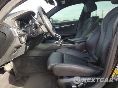 Zdjęcie 7 z 12 samochodu: 2019 BMW 530E VIN:WBAJA9C52KB399446 - miniatura