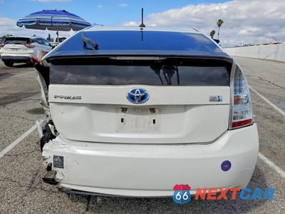 Zdjęcie 6 z 12 samochodu: 2010 TOYOTA PRIUS III VIN:JTDKN3DUXA0194420 - miniatura