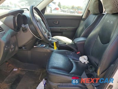 Zdjęcie 7 z 12 samochodu: 2011 KIA SOUL + VIN:KNDJT2A28B7264262 - miniatura