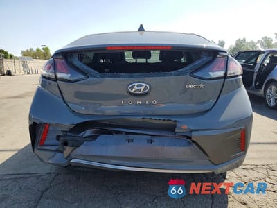Zdjęcie 6 z 12 samochodu: 2021 HYUNDAI IONIQ ELECTRIC SE VIN:KMHC75LJ3MU081998 - miniatura